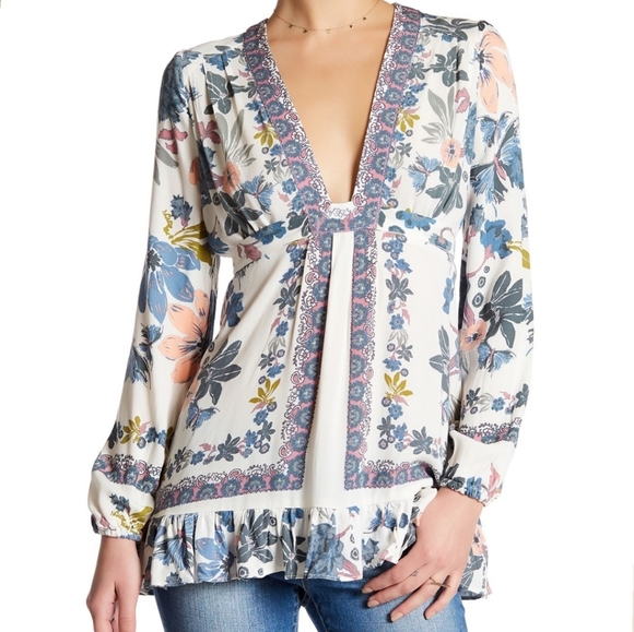 Free People printed floral tunic 🦋 - Picture 4 of 7